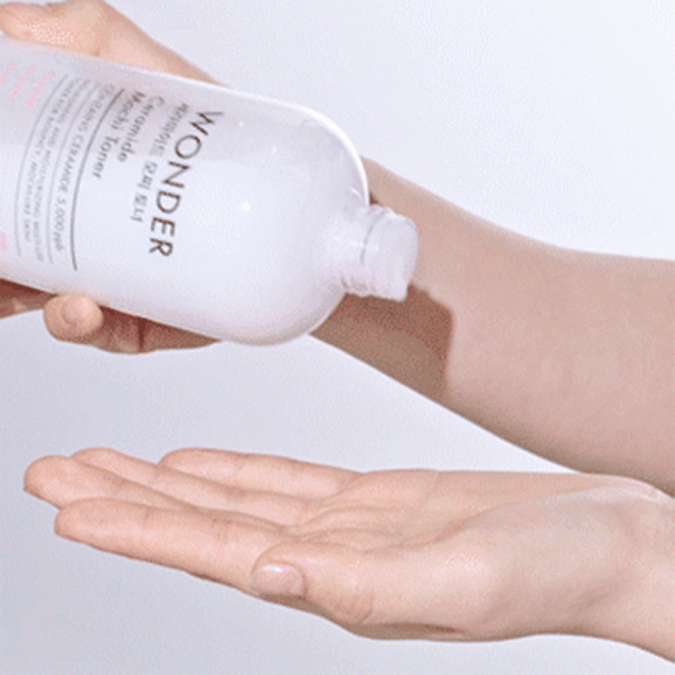 Tonymoly Wonder Ceramide Mochi Toner